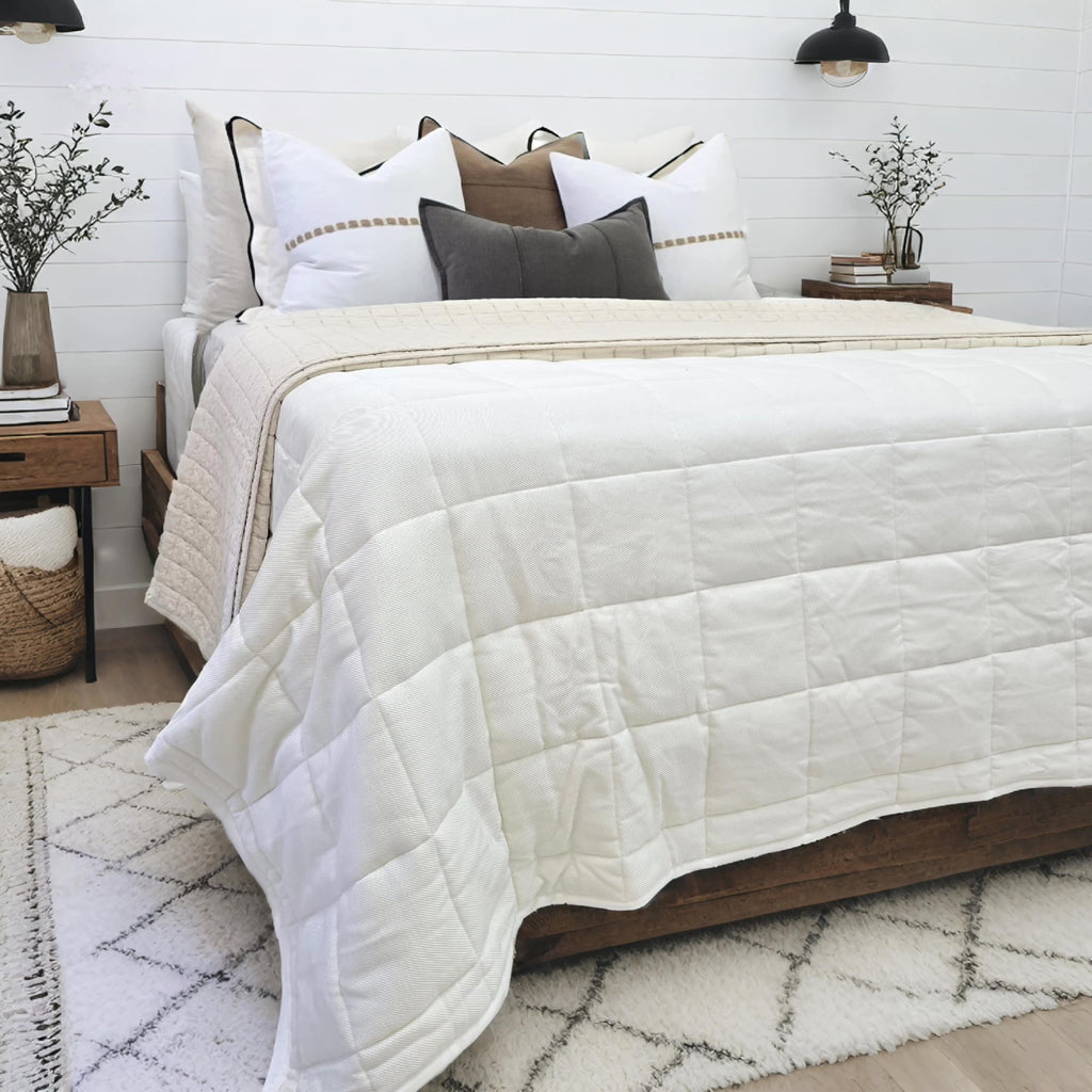 PREORDER NOW | March Drop - Chole Bamboo Quilted Bed Cover Massive Blanket Coverlet 240cm x 200cm - White